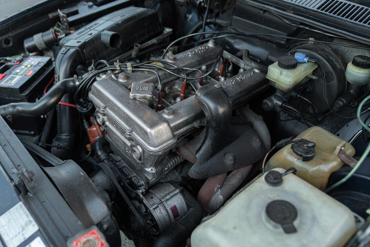 Alfa Romeo Alfetta QUADRIFOGLIO 2.0 - ALF00267