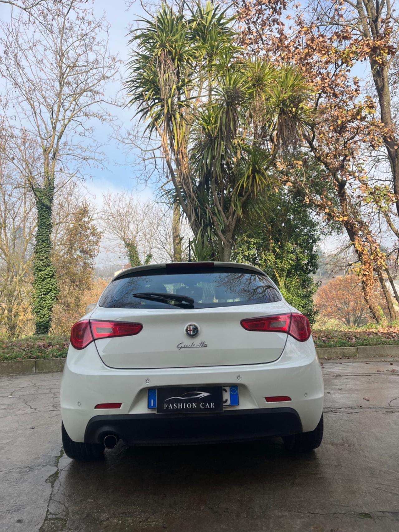 Alfa Romeo Giulietta 1.6 JTDm-2 105 CV Distinctive
