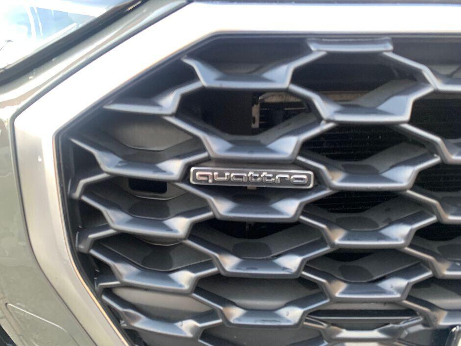 Audi Q3 40 TDI quattro S tronic line edition