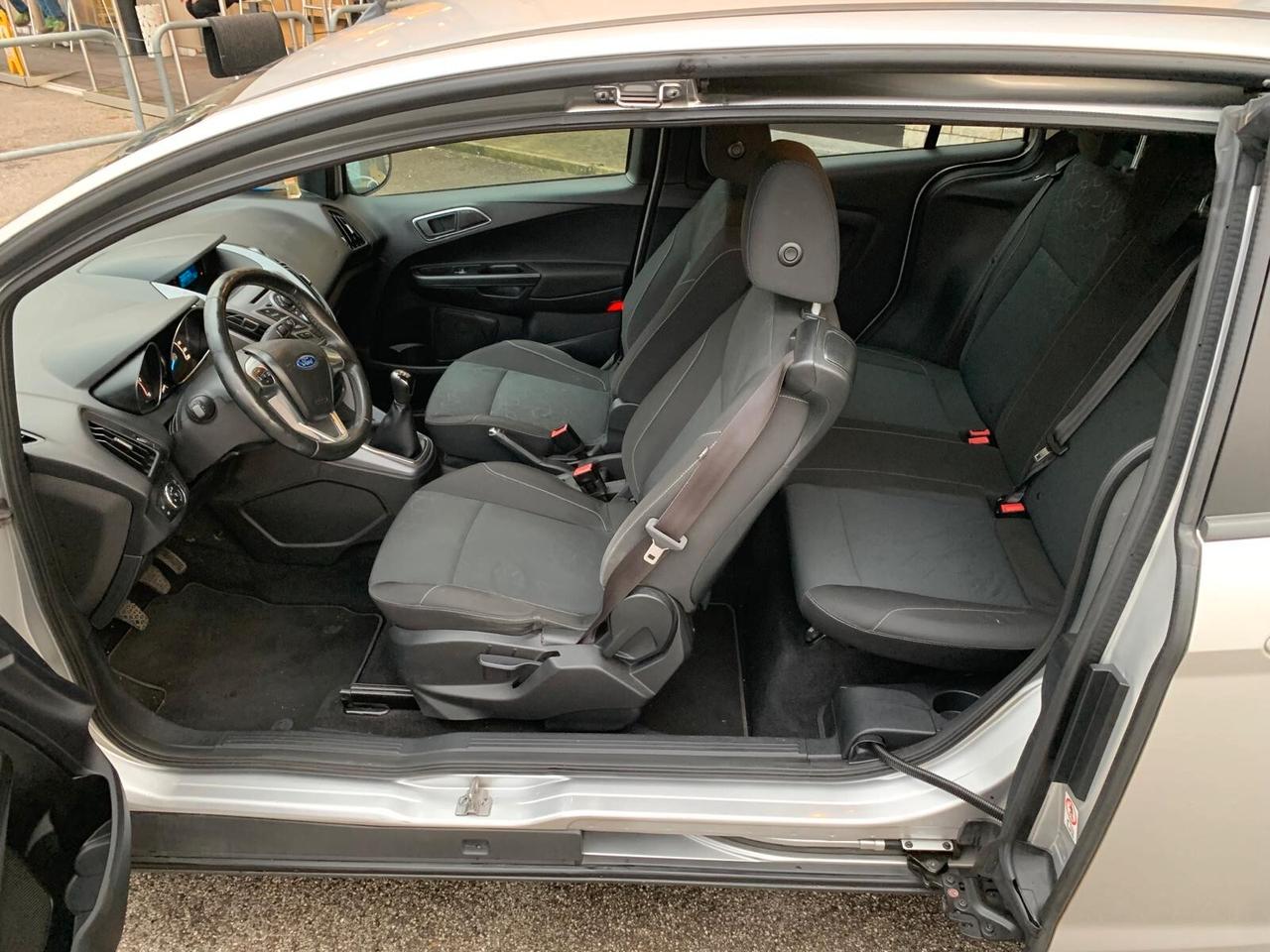 Ford B-Max 1.6 TDCi 95 CV Neopatentati