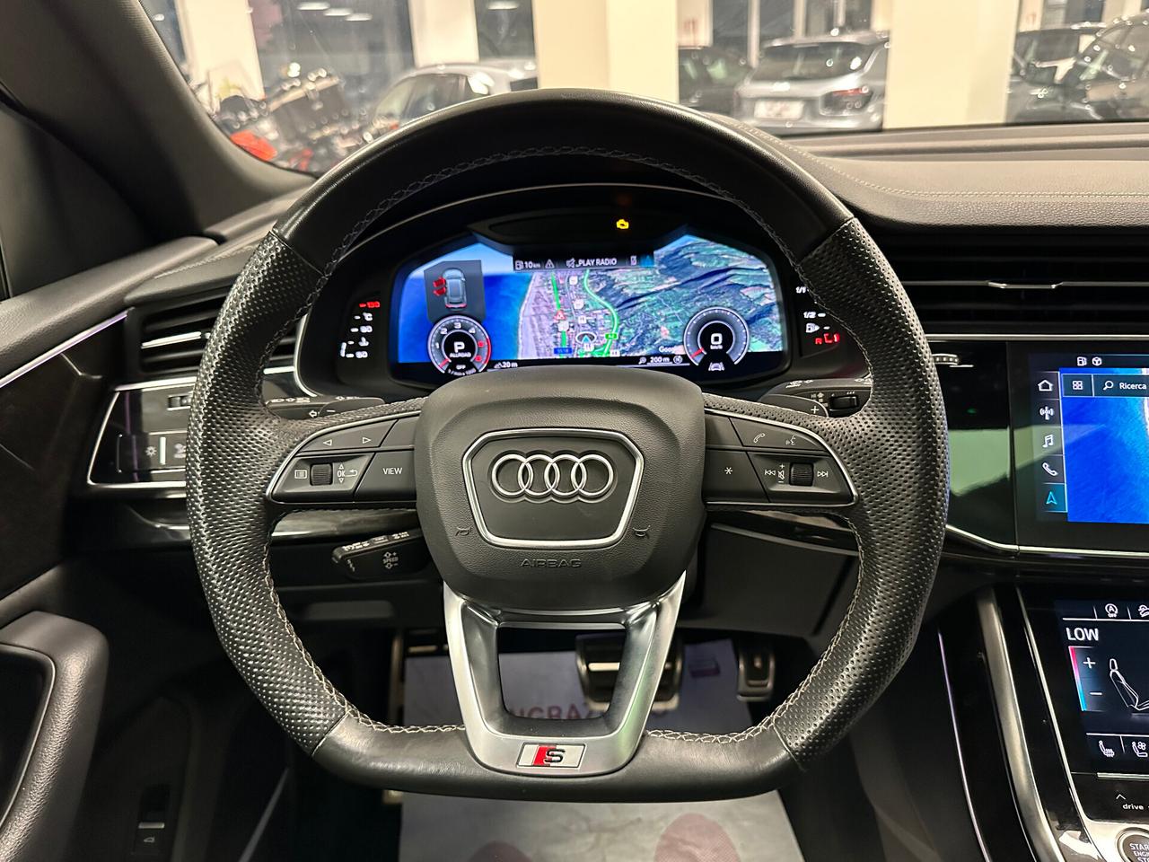Audi Q8 50 TDI 286CV quattro tiptronic S-line 2022