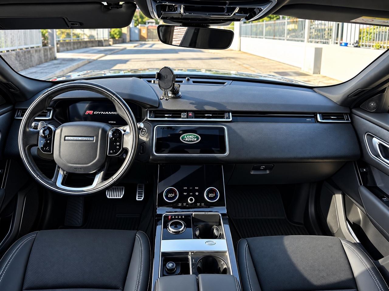 Land Rover Range Velar 2.0D I4 240 CV R-Dynamic
