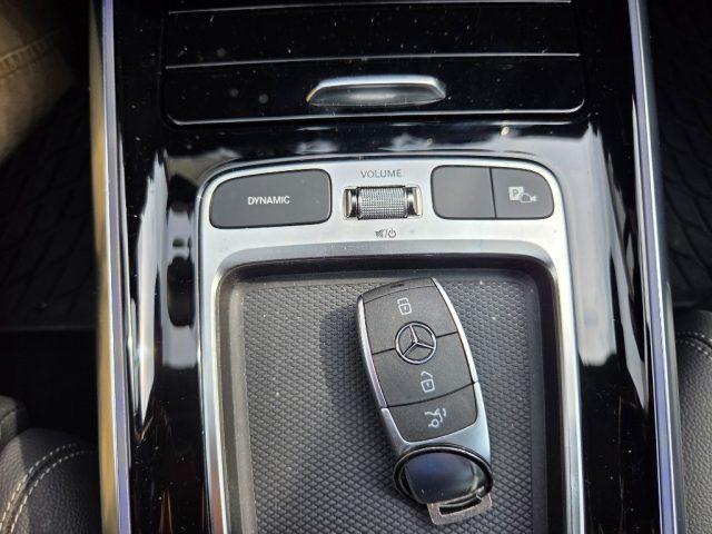 MERCEDES-BENZ GLA 180 Automatic Progressive Advanced Plus