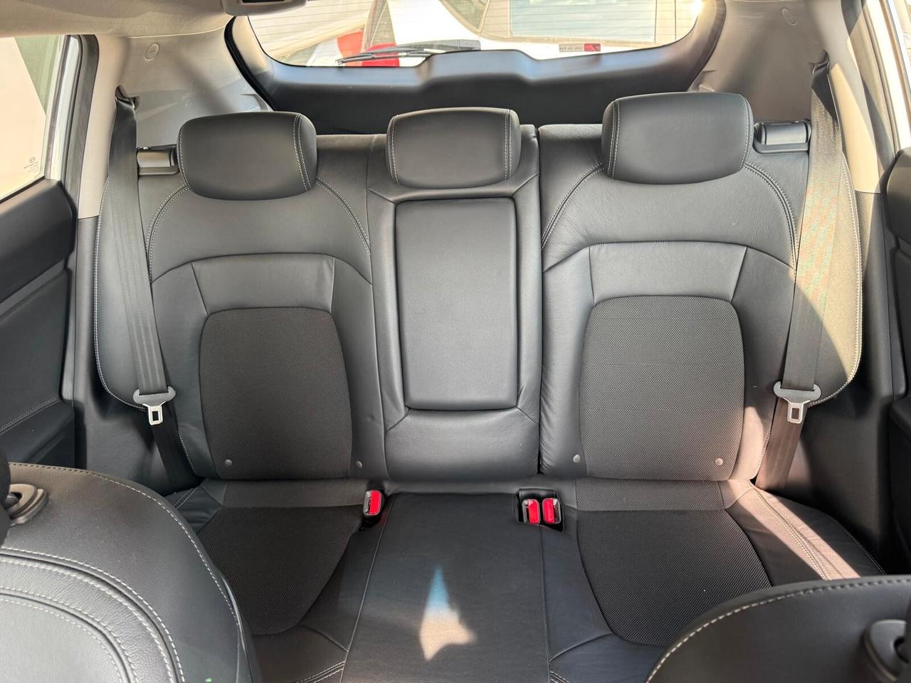 Kia Sportage 1.7 CRDI VGT 2WD high tech