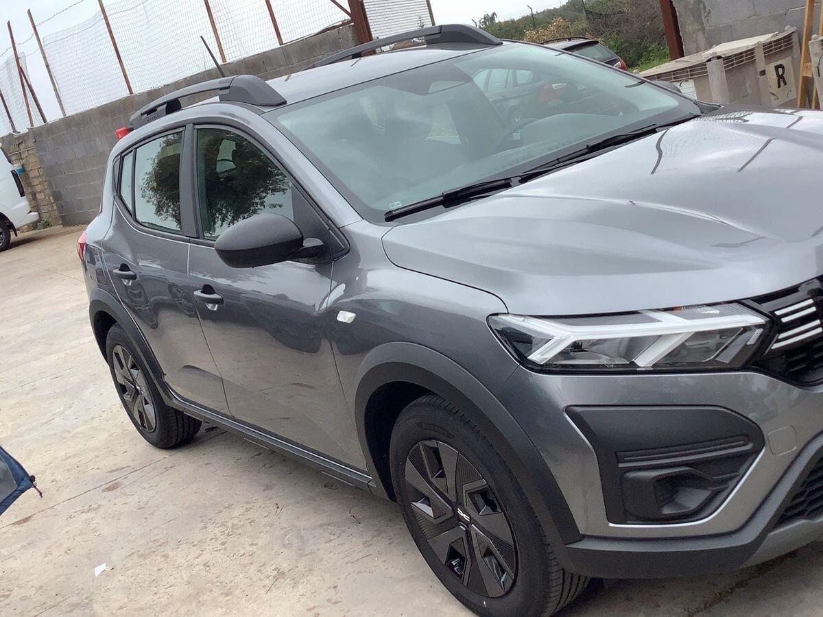 AUTO IN ARRIVO Dacia Sandero Stepway 1.0 TCe ECO-G Essential
