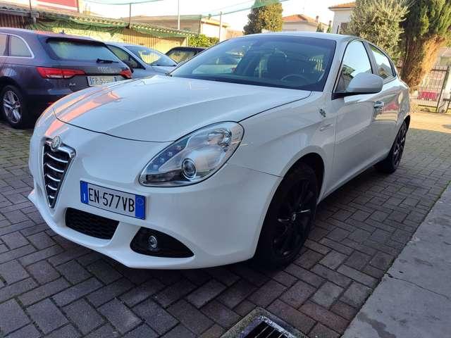 Alfa Romeo Giulietta Giulietta III 2010 1.4 t. m.air Distinctive 170cv