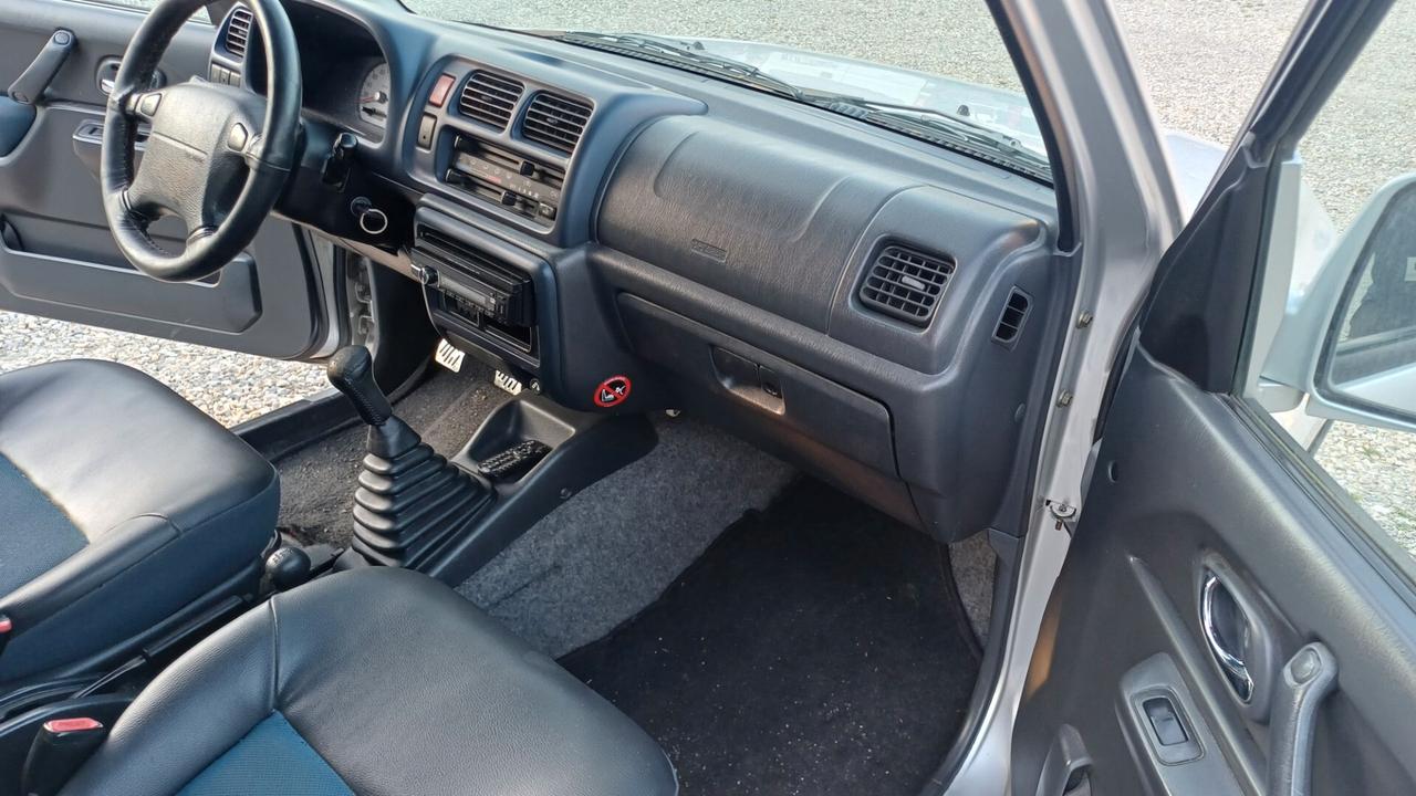 Suzuki Jimny 1.3i 16V cat 4WD JLX Special