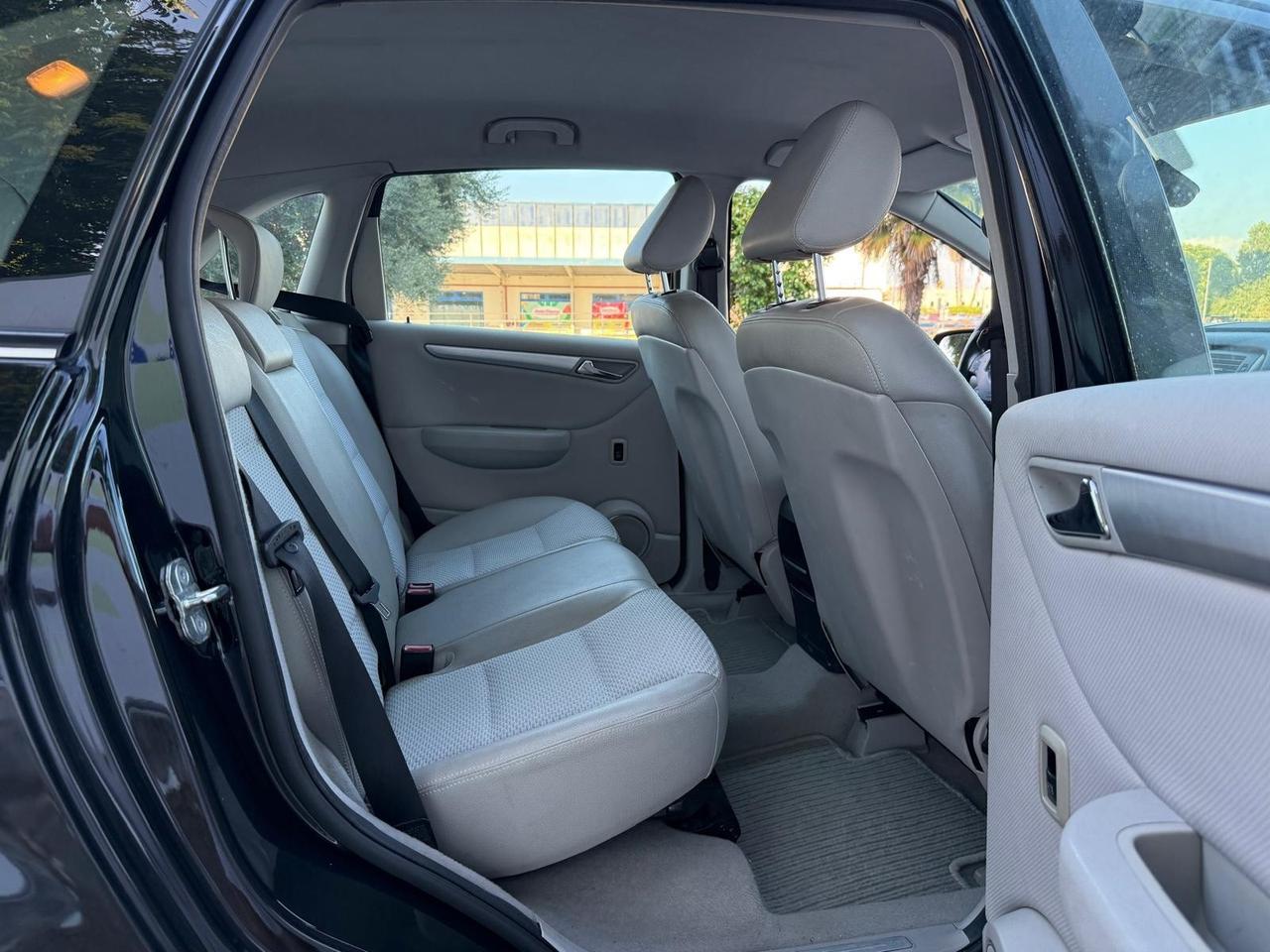 Mercedes-benz B 180 CDI Premium 109cv in perfette condizioni