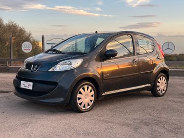 Peugeot 107 1.0 68CV 5p. Sweet Years NEOPATENTATI