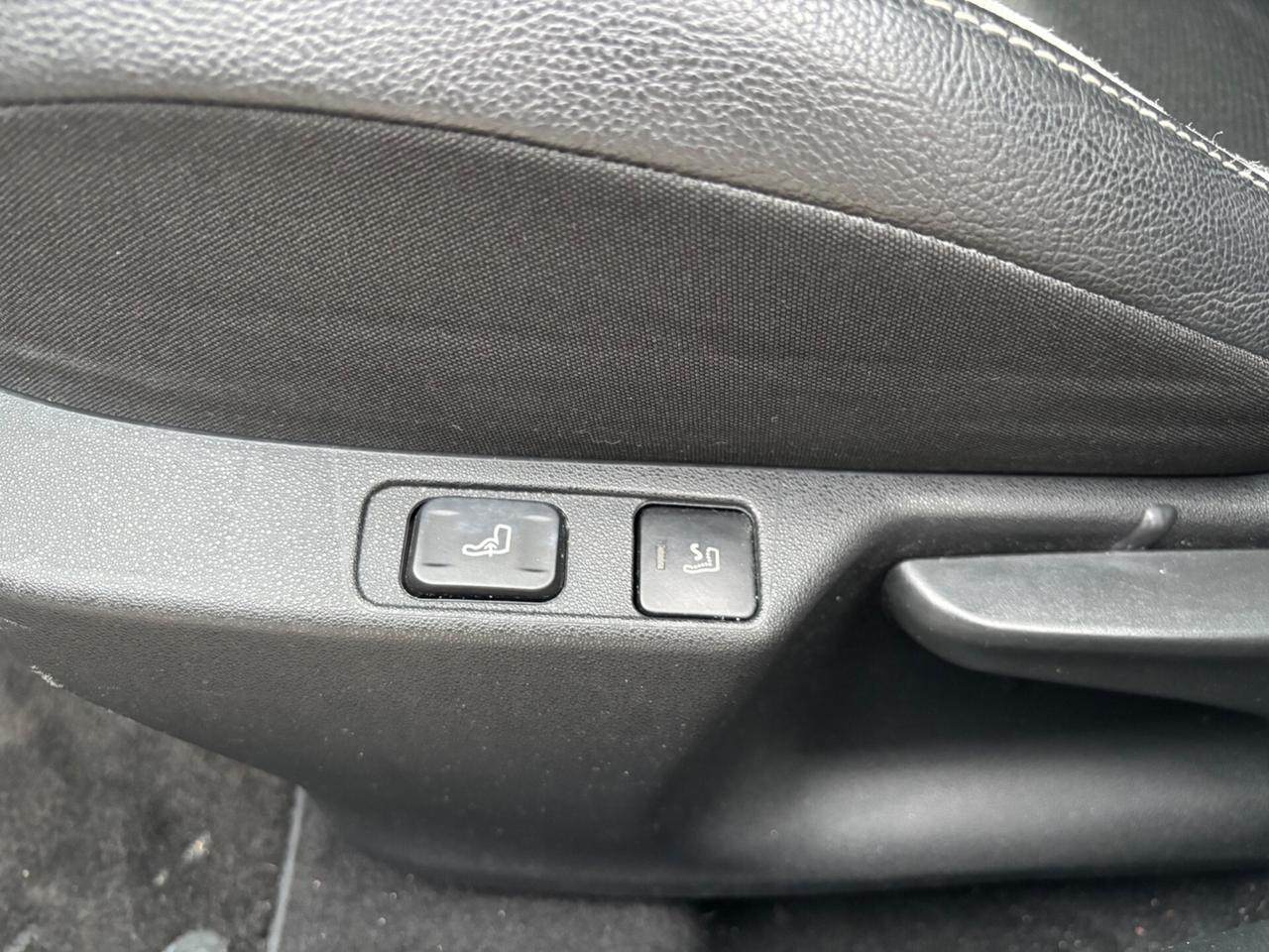 Citroen DS4 1.6 e-HDi 110cv So Chic OK Neopatentati