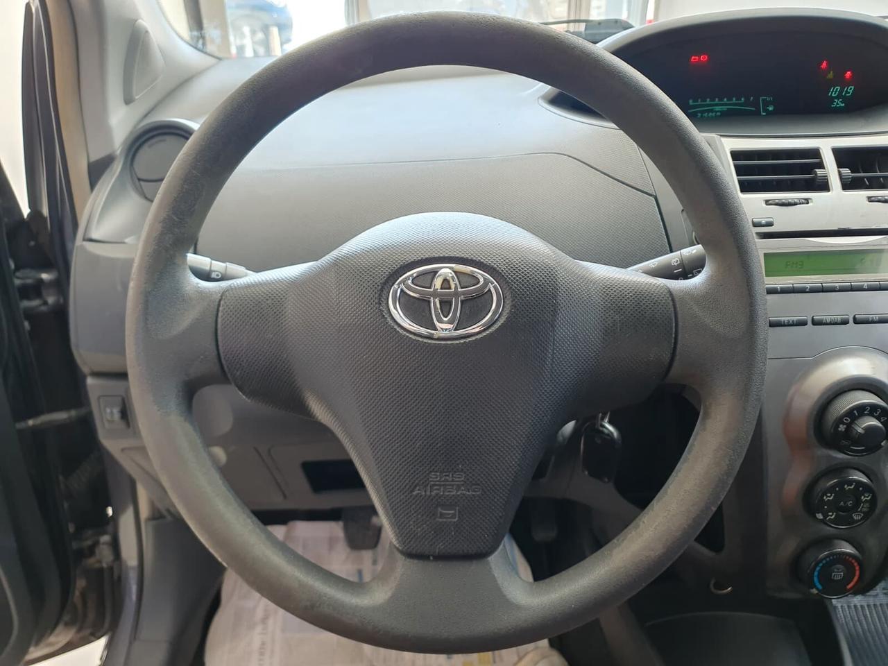 Toyota Yaris 1.0 Luxury pack 69cv 2010