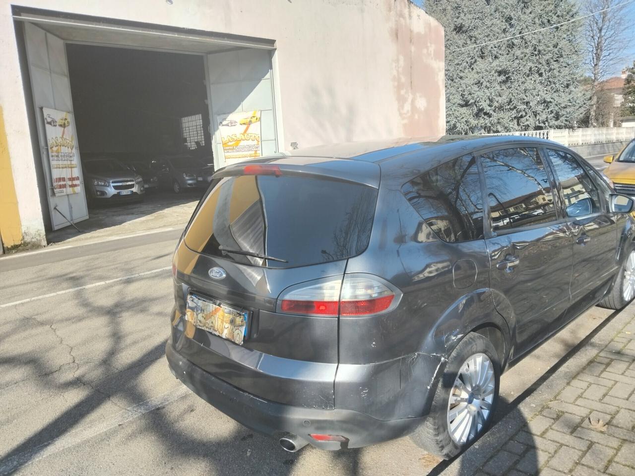 Ford S-Max 2.2 TDCi 175CV Titanium DPF 7 POSTI A 2.299 EURO