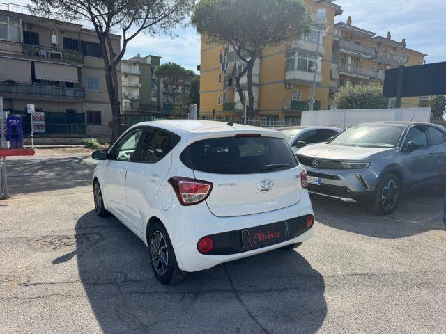 HYUNDAI i10 1.0 12V MPI TECH AUTOMATICA