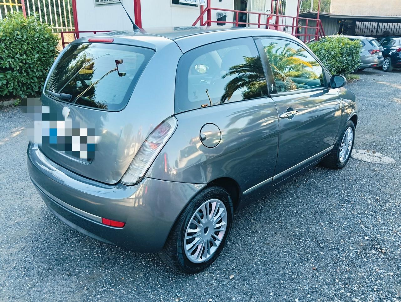 Lancia Ypsilon 1.2/GPL