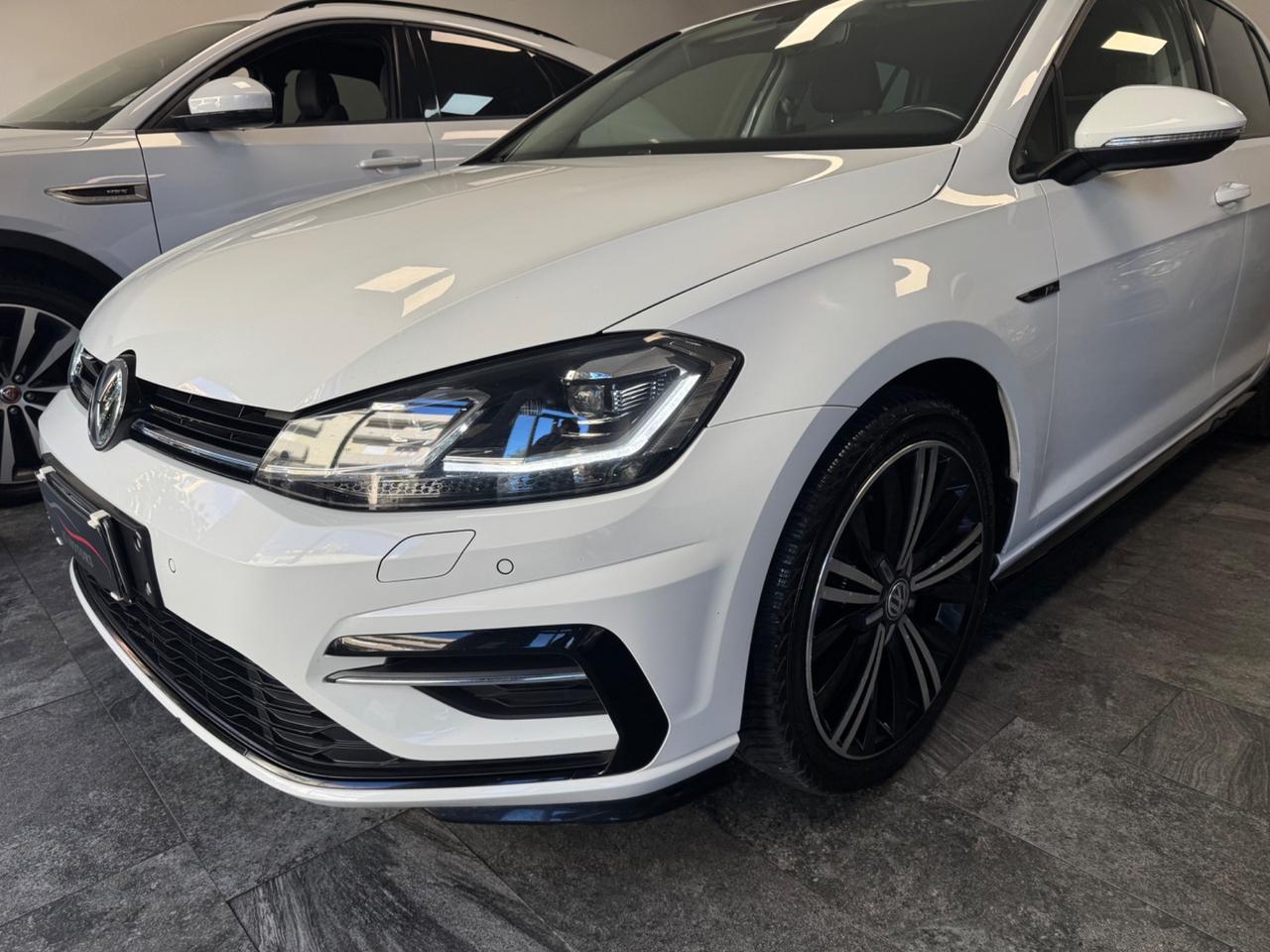VOLKSWAGEN GOLF 7.5 2.0 TDI 150 CV DSG R-LINE