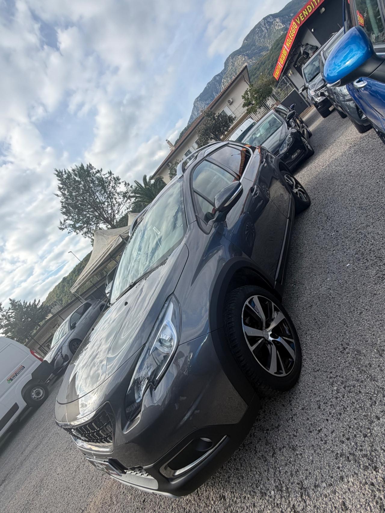 Peugeot 2008 BlueHDi 100 Allure