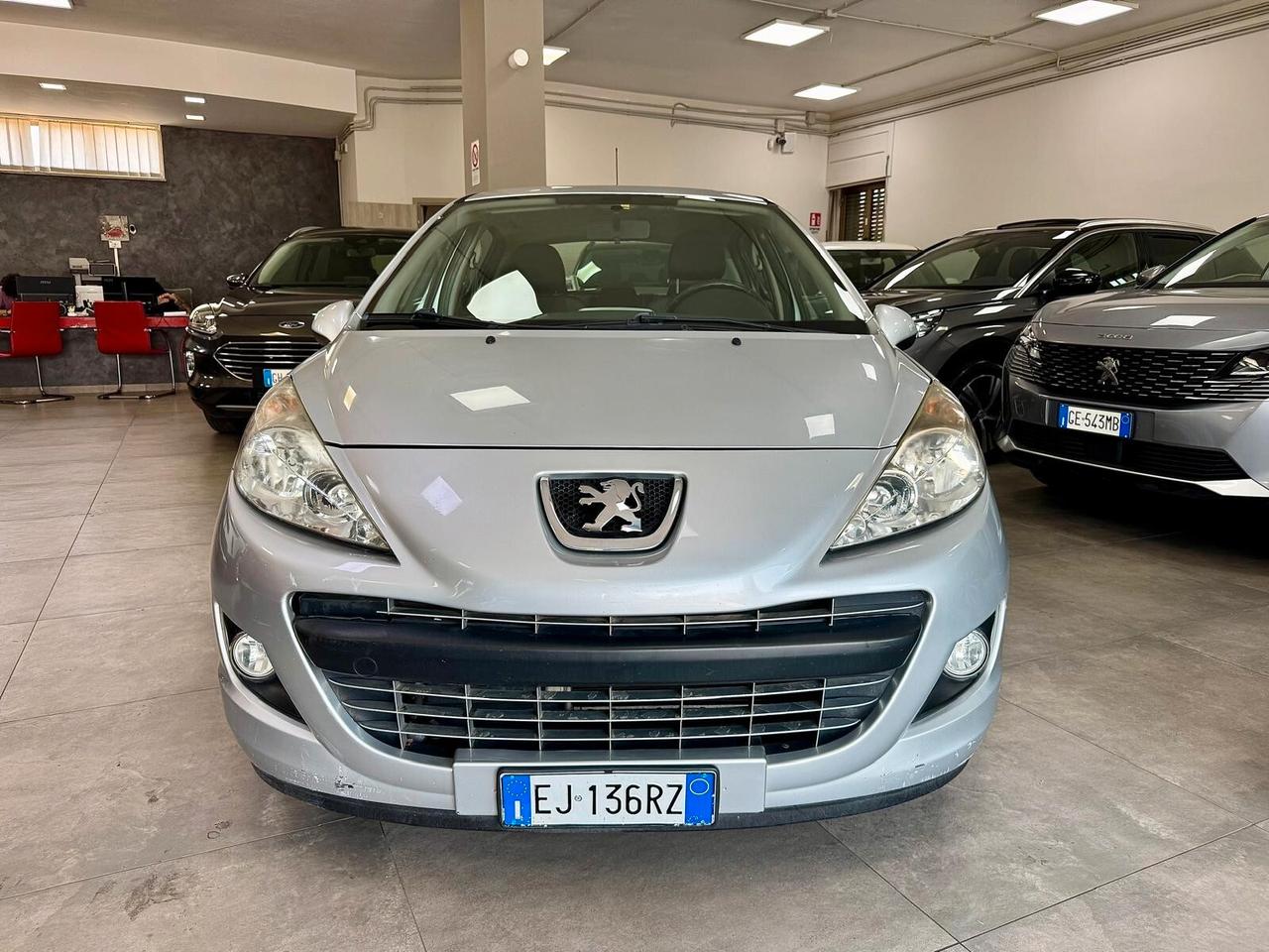 Peugeot 207 1.4 HDi 70cv 5p. 10/2011