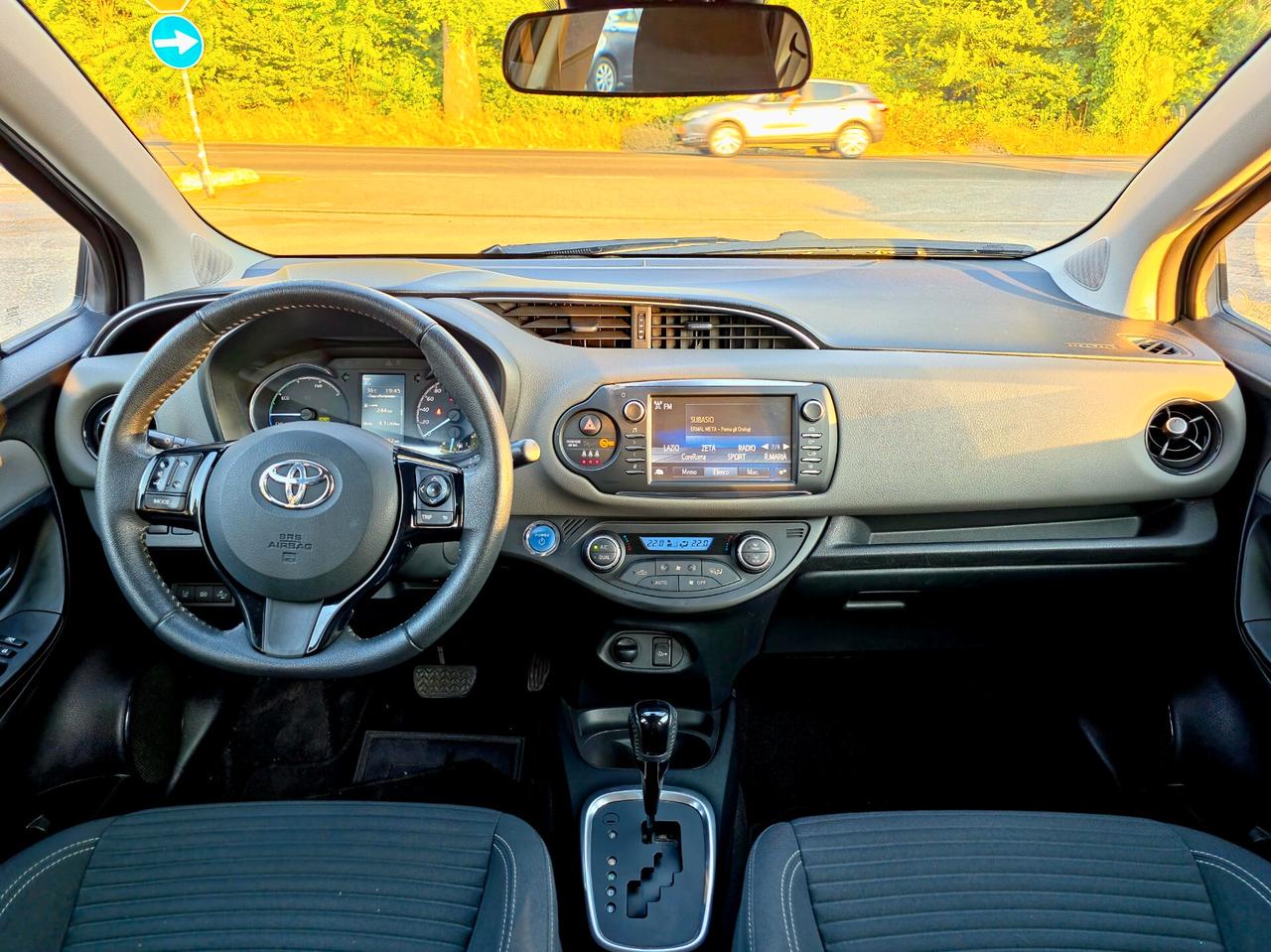 Toyota Yaris 1.5 Hybrid 5 porte Active 2018-E6 Automatico NEO