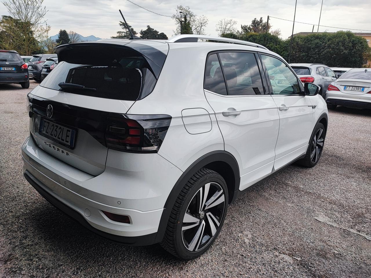 Volkswagen T-Cross 1.0 TSI 115 CV DSG R LINE EDITION