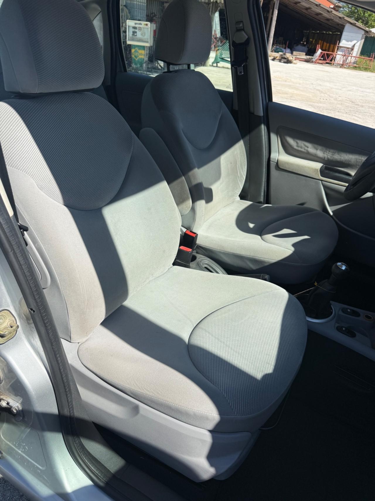 Citroen C3 Benzina uniproprietà Neopatentati