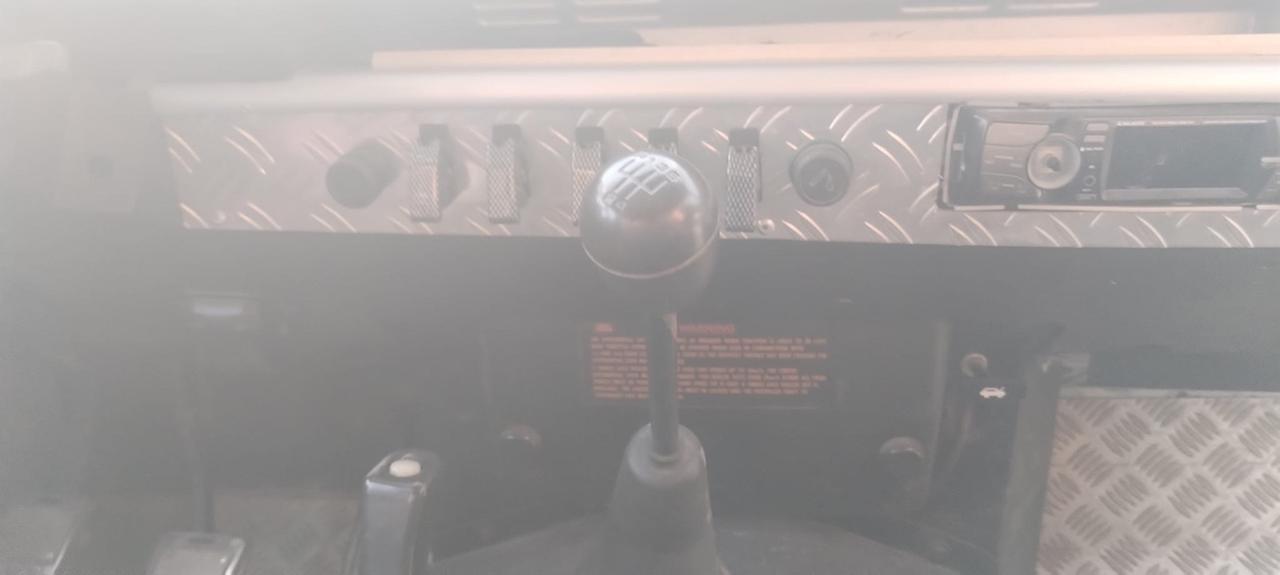 Land Rover Defender 90 diesel Hard-top