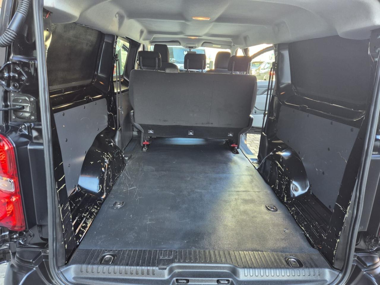 Opel Vivaro Life VIVARO LIFE 2.0 8 POSTI