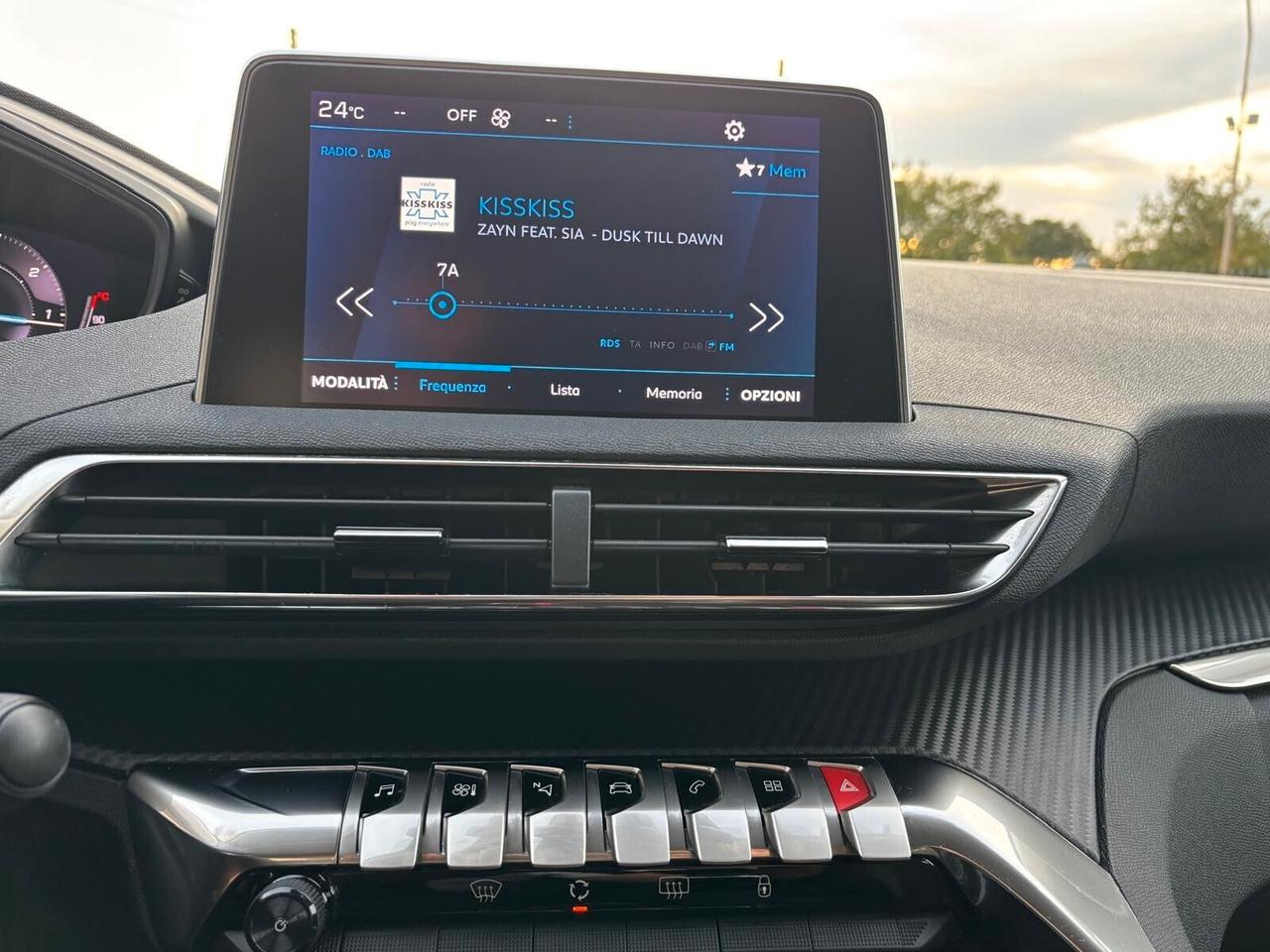 Peugeot 3008 BlueHDi 130 S&S Active Pack 04/2022