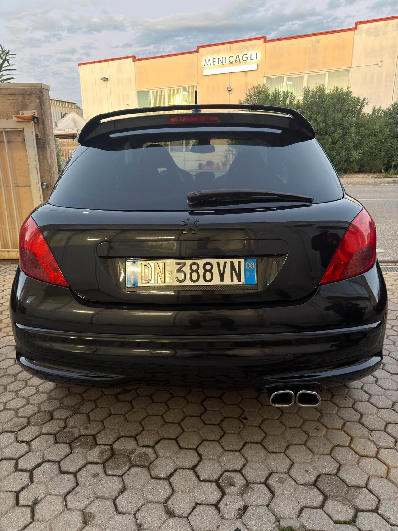 Peugeot 207 1.6 THP 175CV 3p GTi