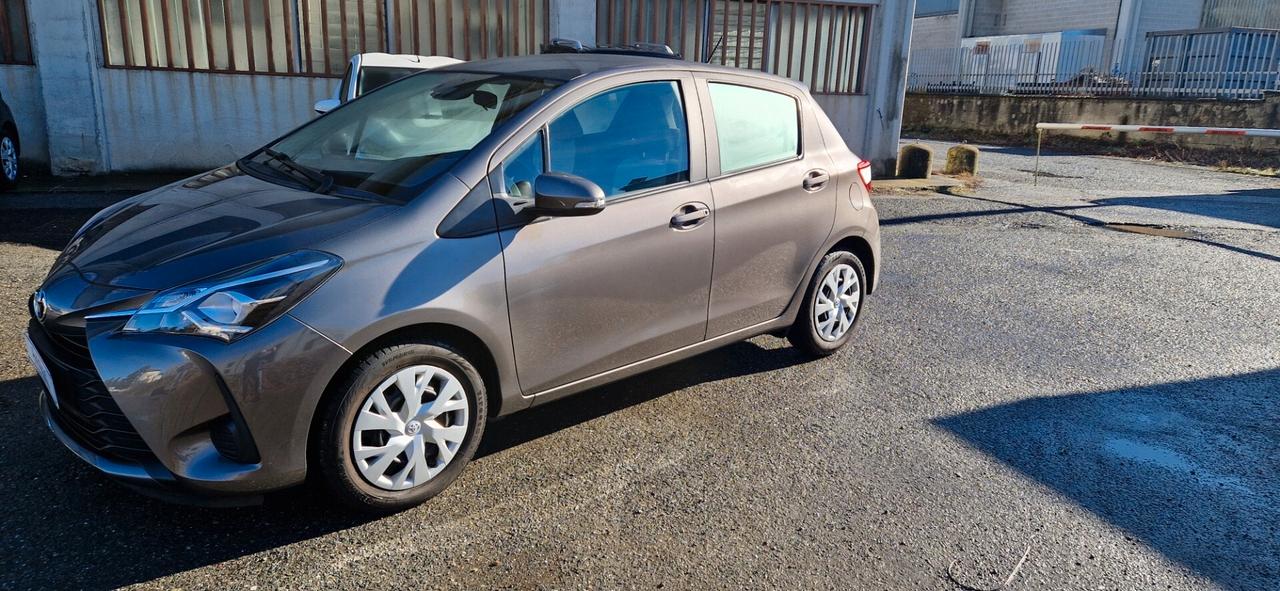 Toyota Yaris 1.0 5 porte Confort Navi 38.564 Km.