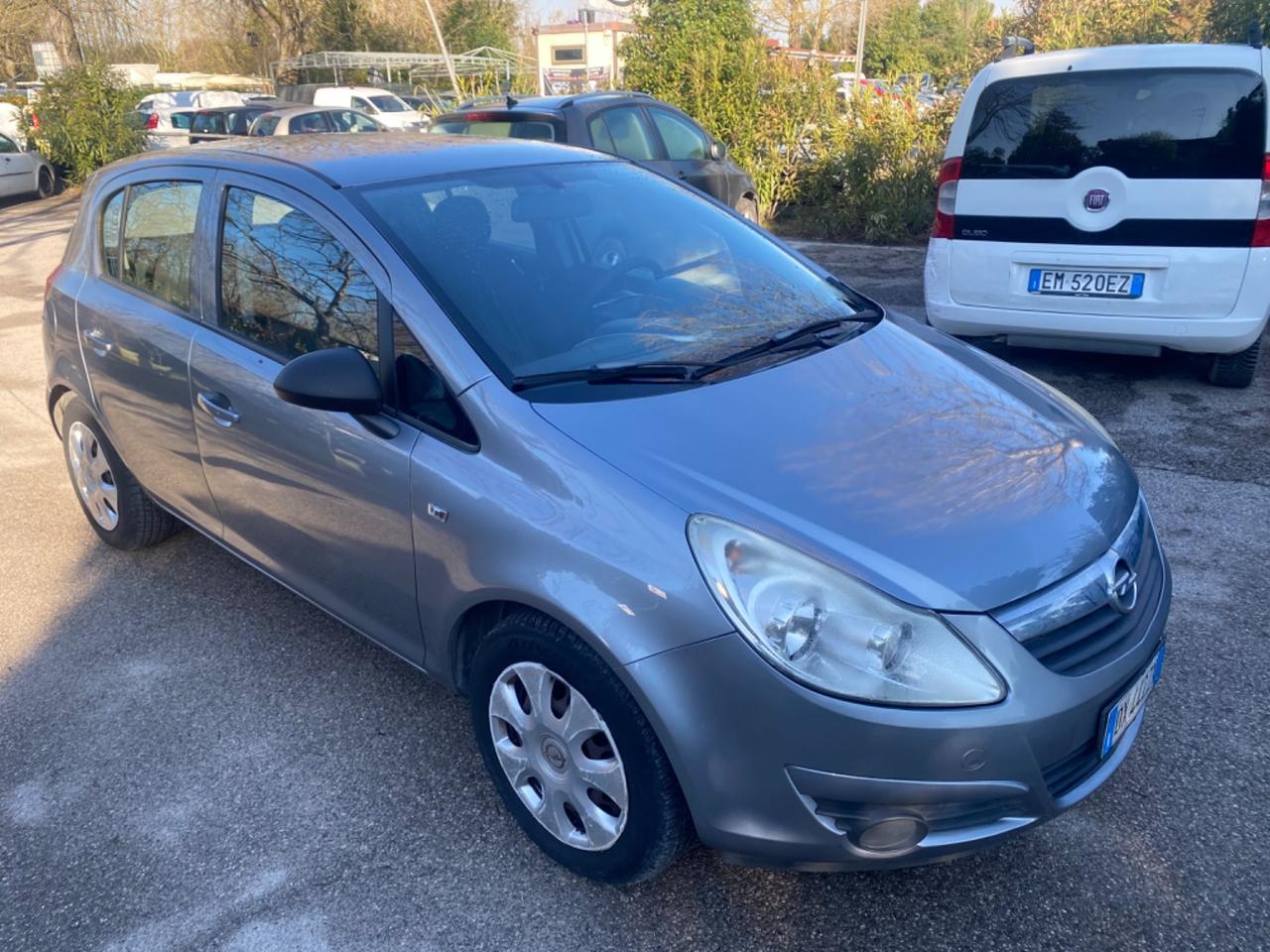 Opel Corsa 1.2 5 porte Enjoy
