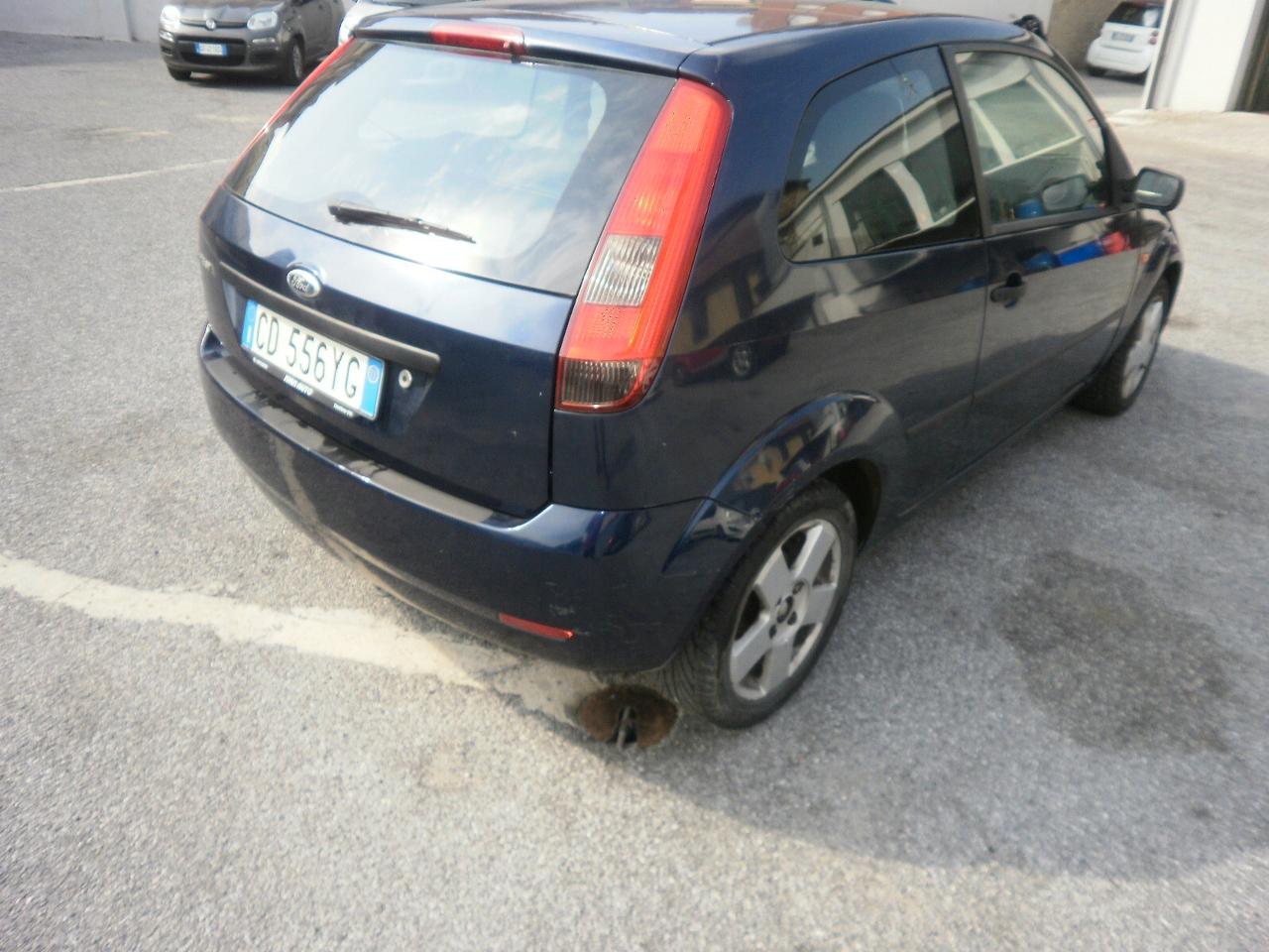 Ford Fiesta 1.4 16V 3p. Ghia