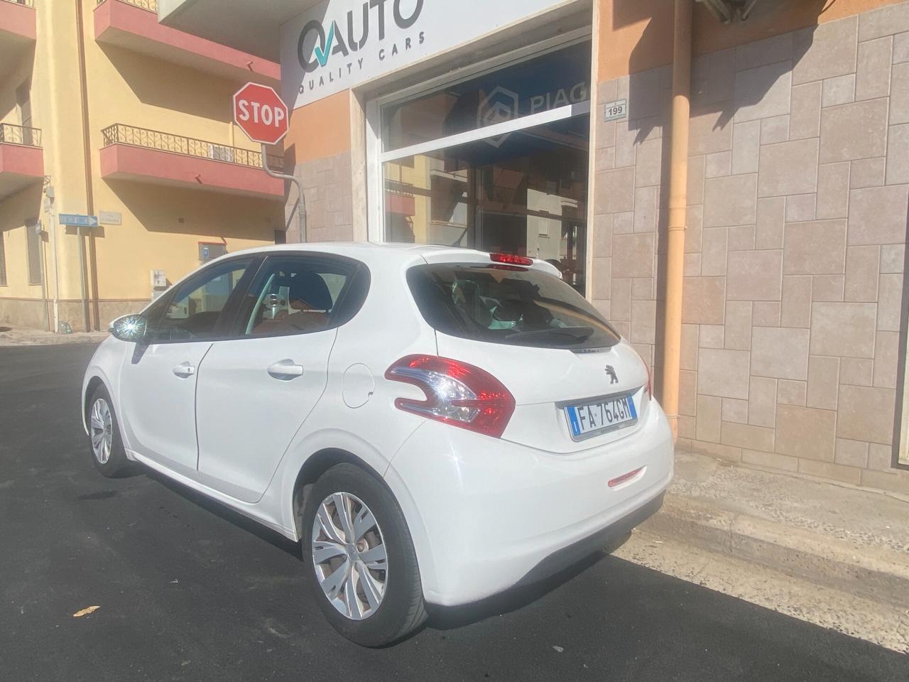 Peugeot 208 1.4 HDi 68 CV 5 porte Active