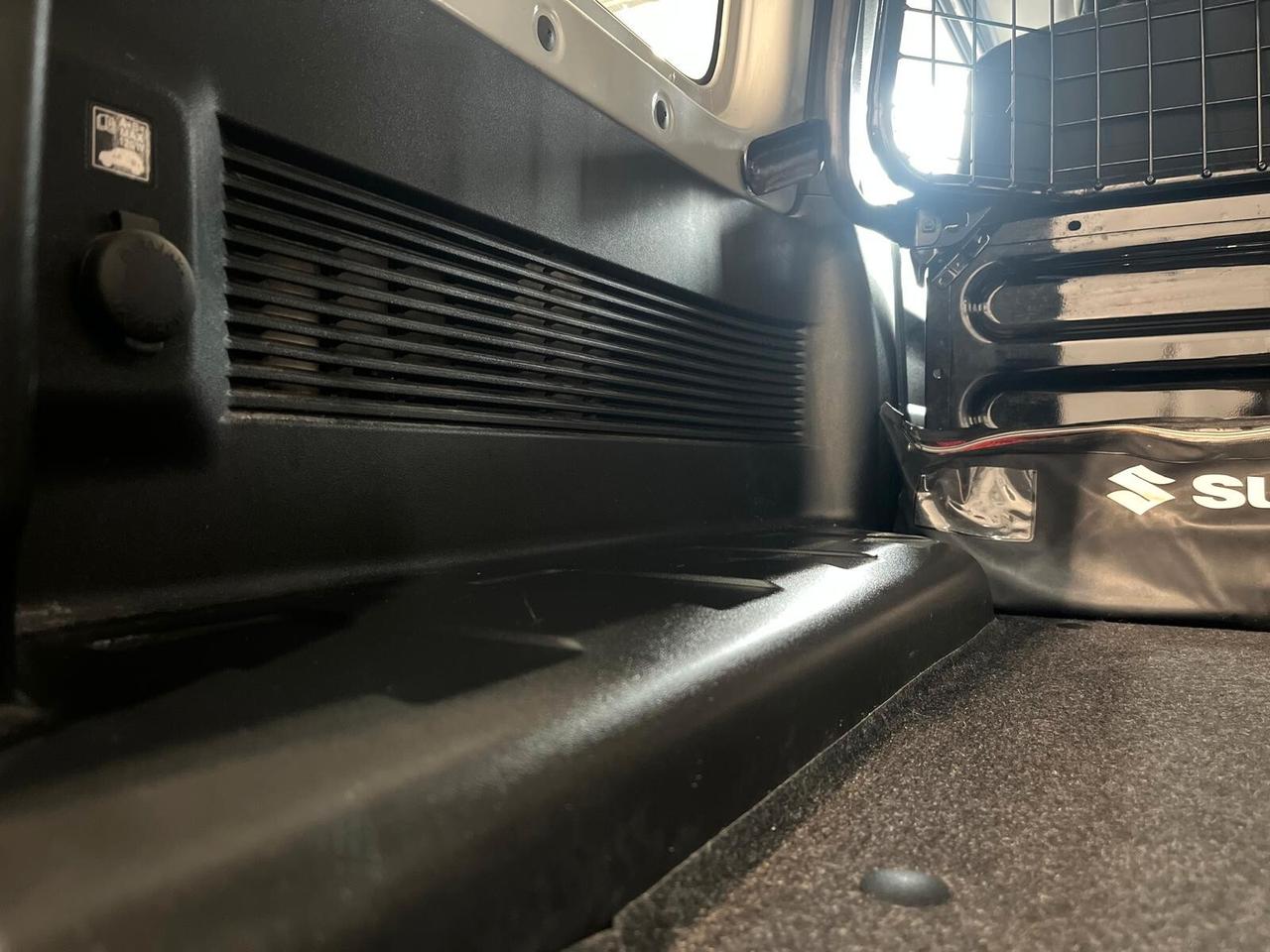 SUZUKI JIMNY 4WD ALLGRIP 1.5 5MT PRO *UNICOPRO* *22MILA KM* *10/2022*