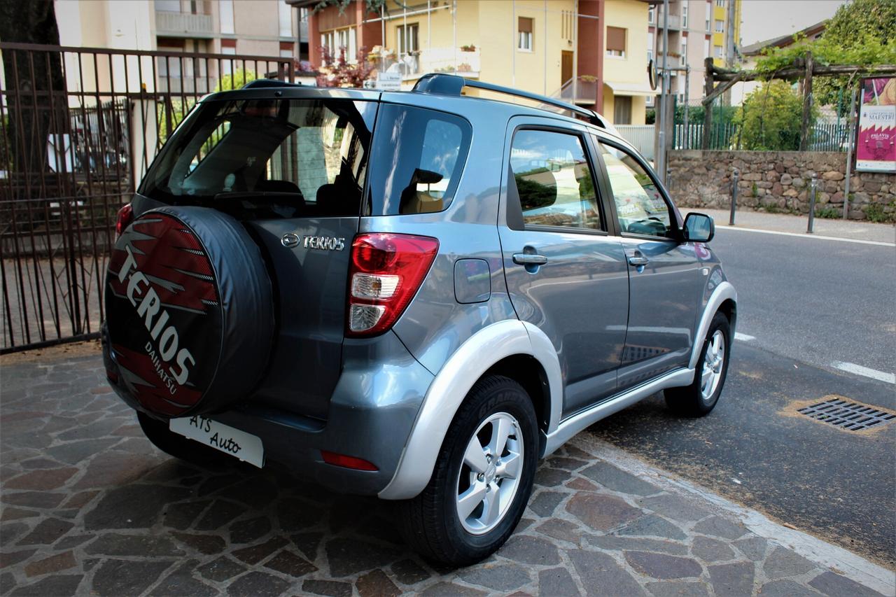 Daihatsu Terios 1.5 4WD SX O/F 44.000 km