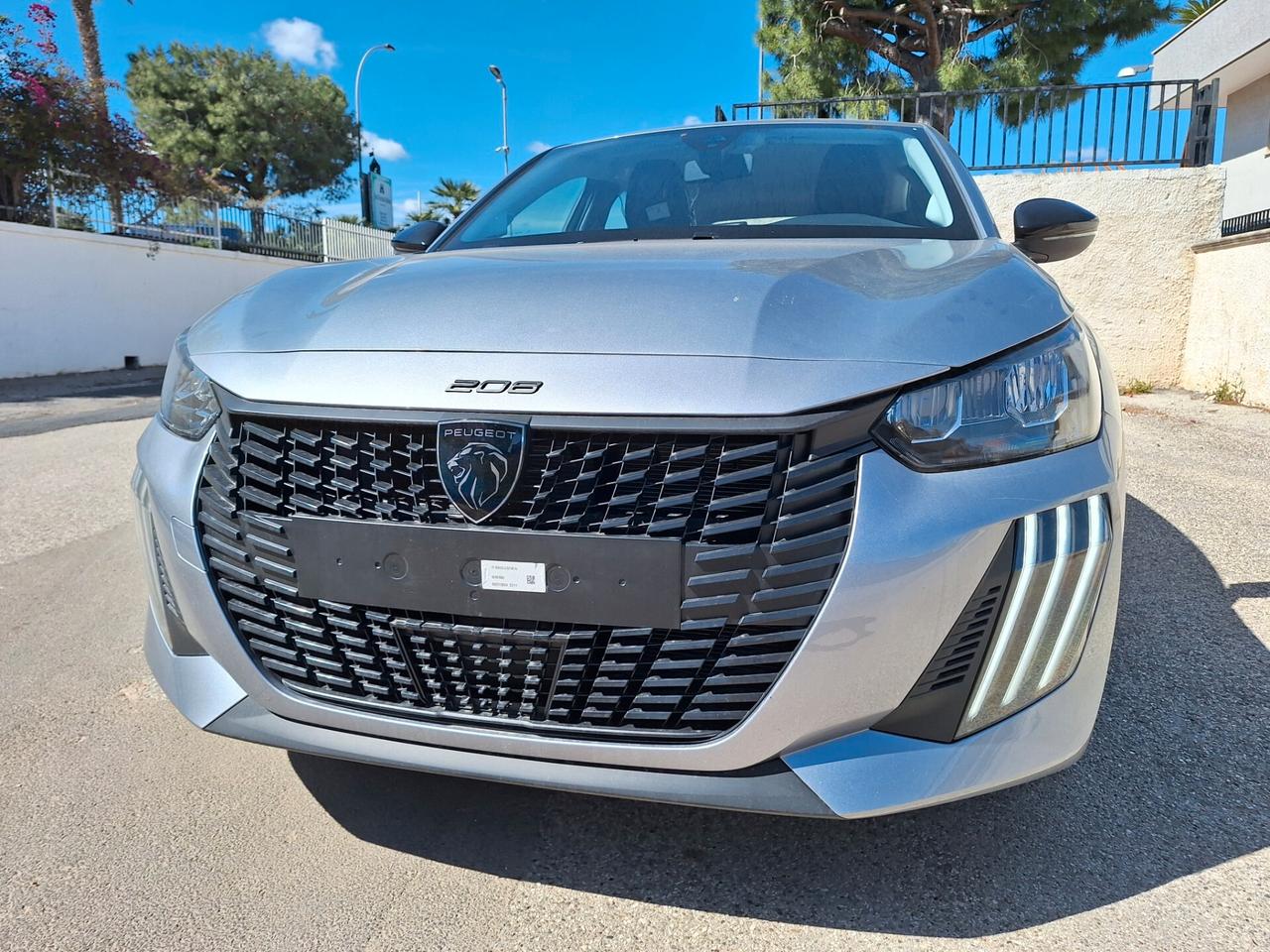 Peugeot 208 PureTech 75 CV STYLE