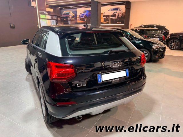 AUDI Q2 30 TDI S tronic Identity Black