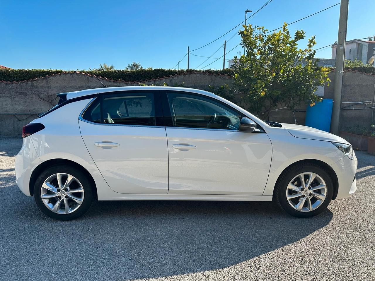 Opel Corsa 1.2 Elegance