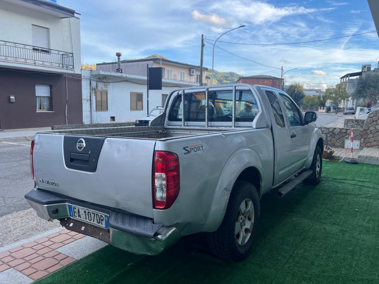 Nissan Navara 2.5 dCi 2 porte King Cab Sport