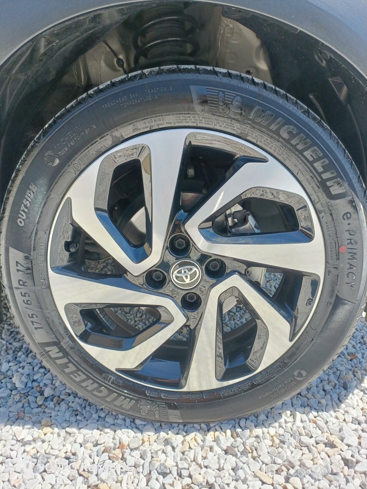 Toyota Aygo X 1.0 VVT-i 72 CV 5 porte Lounge Air