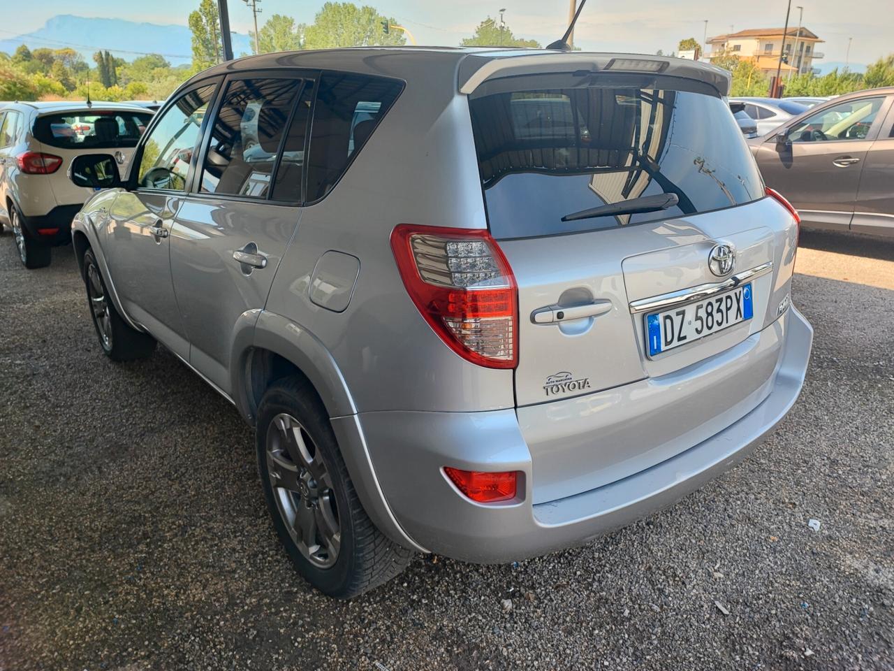 Toyota RAV 4 RAV4 Crossover 2.2 D-Cat A/T 150 CV Luxury
