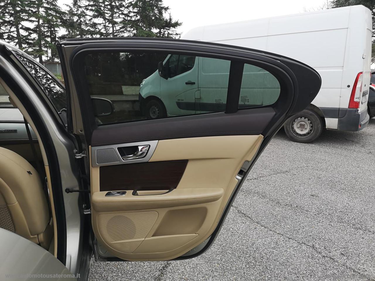 JAGUAR XF 3.0 D V6 Portfolio PROMO WEB