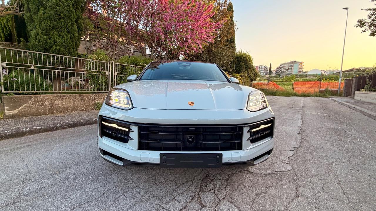 Porsche Cayenne 3.0 V6 E-Hybrid Coupè IVA ESPOSTA ITALIANA