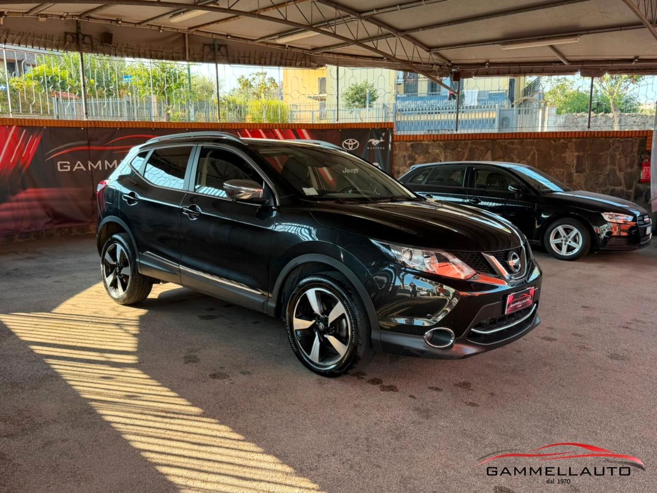 Nissan Qashqai 1.6 4x4 N-Connect 130cv Tetto Panorama