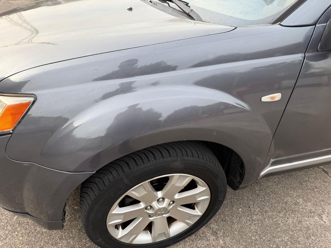 Mitsubishi Outlander 2.4 MIVEC Instyle 7 p.ti