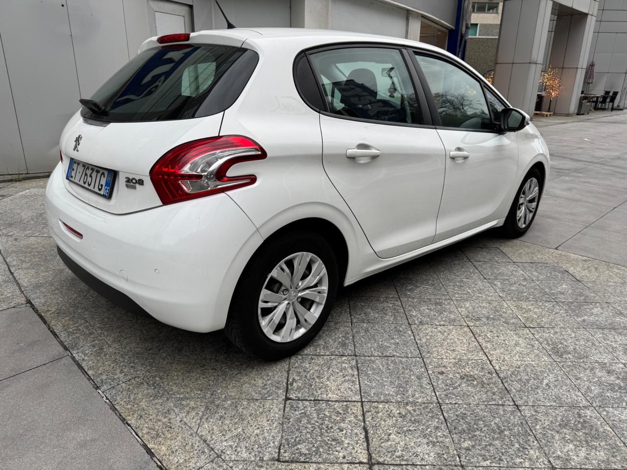 PEUGEOUT 208 1.6 HDI 92 CV NEOPATENTATI