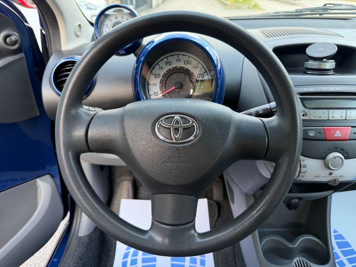 TOYOTA - Aygo - 12V VVT-i 5 porte Blue AUTOMATICA