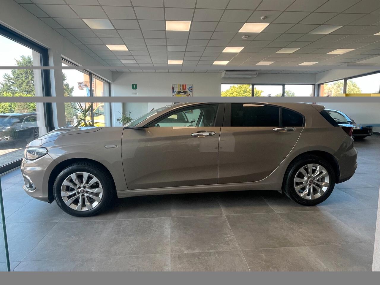 Fiat Tipo 1.6 Mjt S&S 5 porte Business
