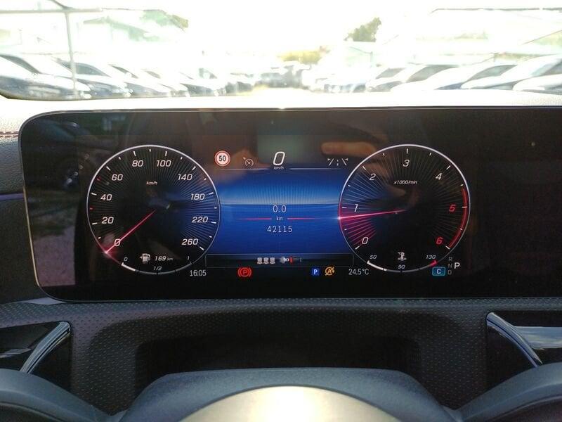 Mercedes-Benz CLA Coupé CLA Coupe - C118 CLA Coupe 180 d AMG Line Advanced Plus auto