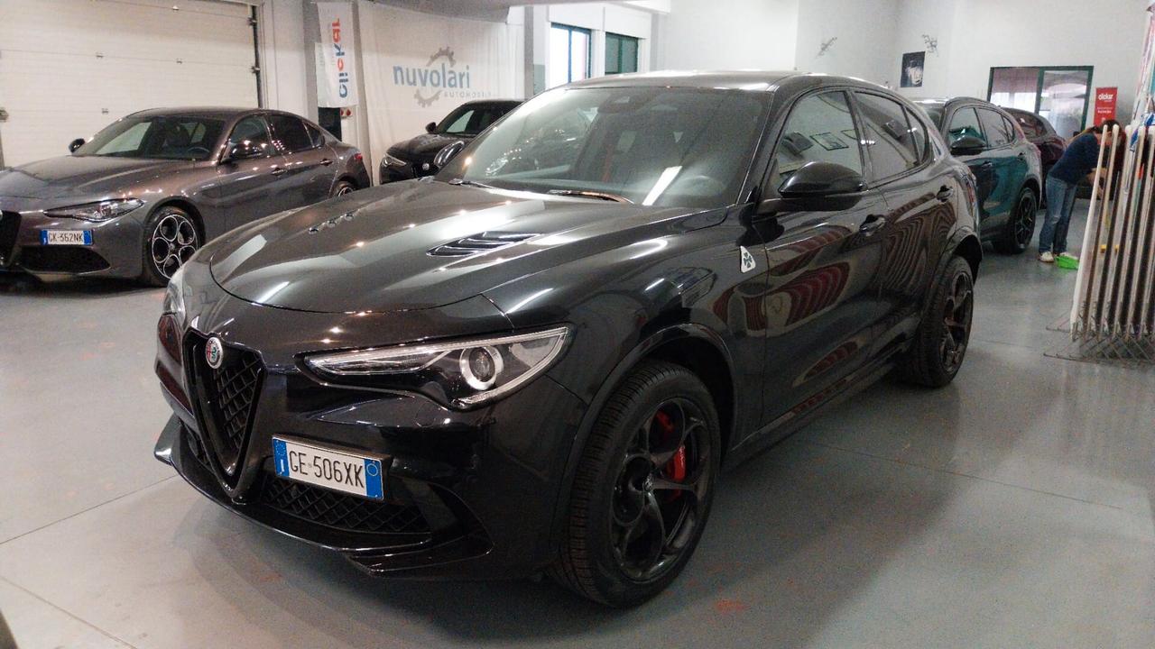 Alfa Romeo Stelvio 2.9 Bi-Turbo V6 510 CV AT8 Quadrifoglio
