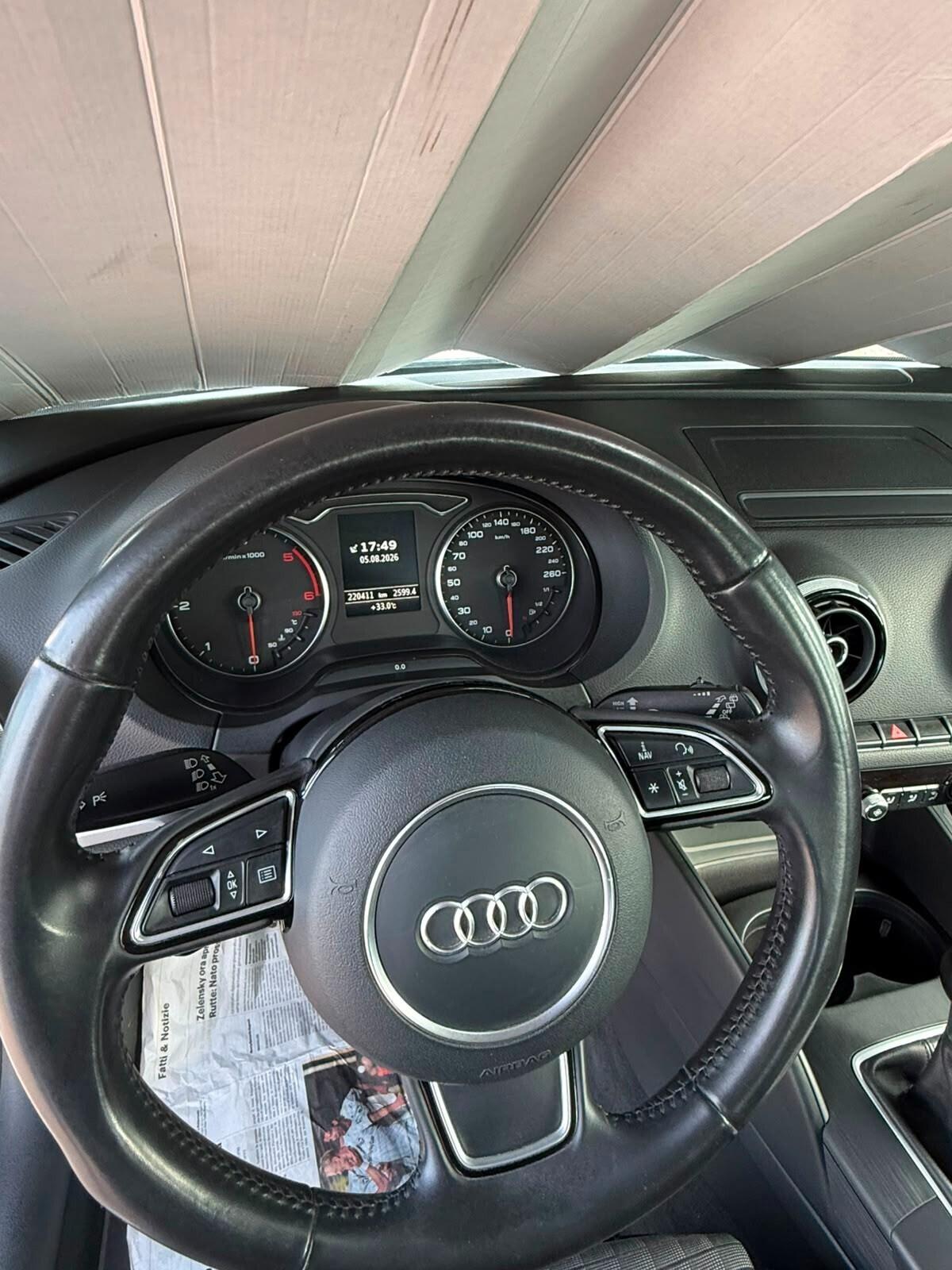 Audi A3 Cabrio 1.6 TDI clean diesel Attraction
